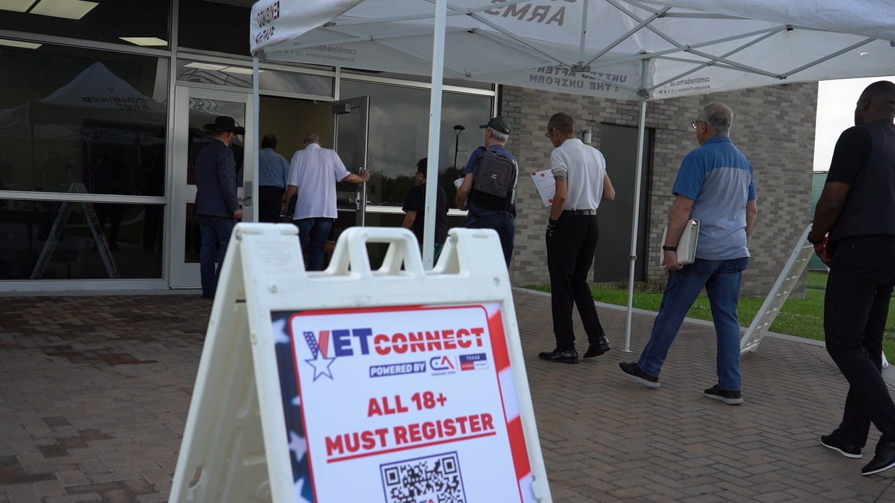 Veterans entering VetConnect event